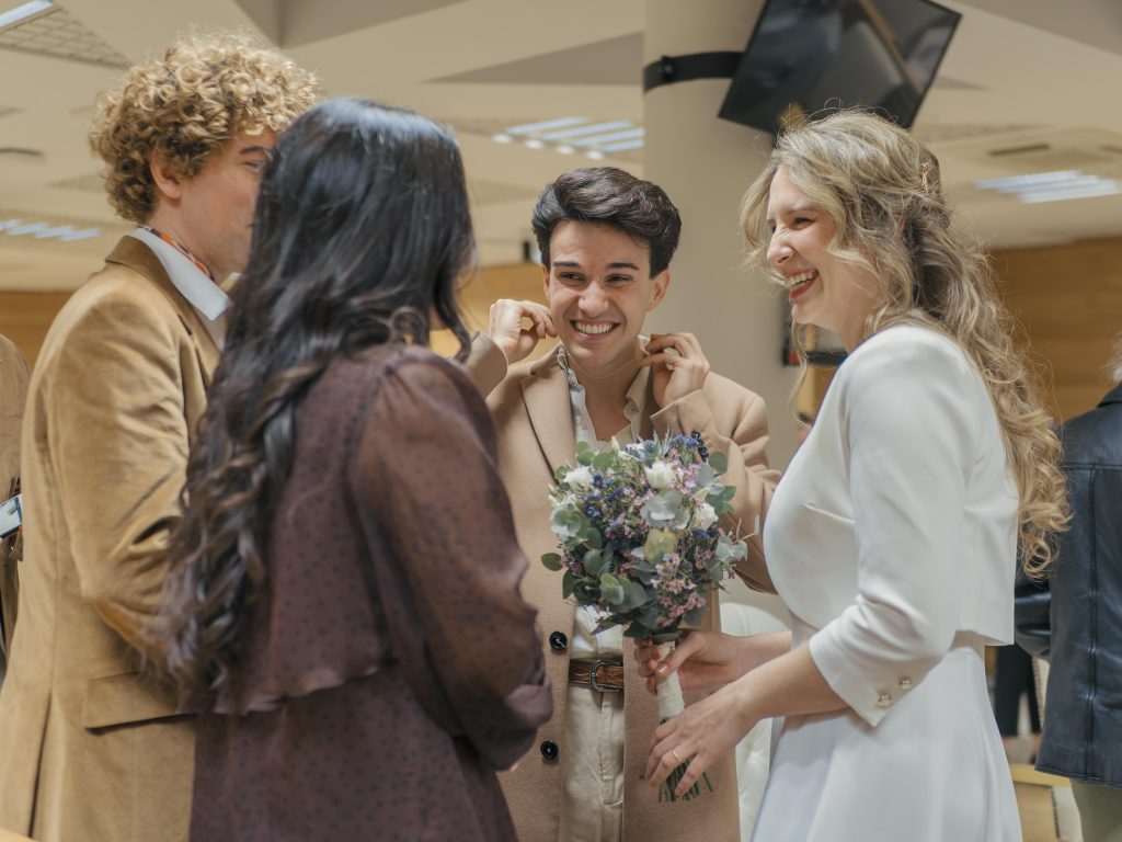 Boda en el Ayuntamiento de Getafe y Coctel en Si La Cosa Funciona Eventos - Getafe  - Fotógrafo de bodas por horas en Getafe