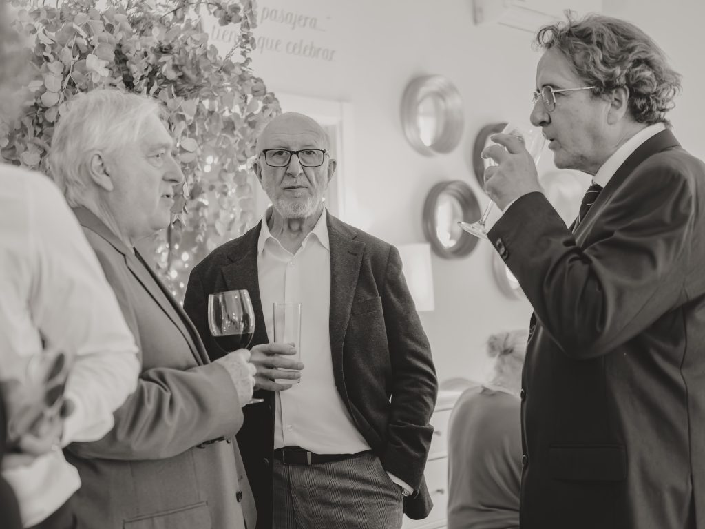 Boda en el Ayuntamiento de Getafe y Coctel en Si La Cosa Funciona Eventos - Getafe  - Fotógrafo de bodas por horas en Getafe