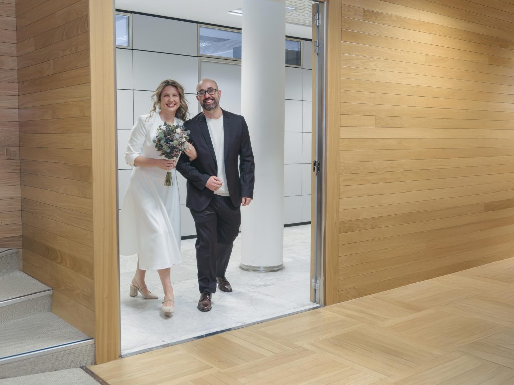 Boda en el Ayuntamiento de Getafe y Coctel en Si La Cosa Funciona Eventos - Getafe  - Fotógrafo de bodas por horas en Getafe