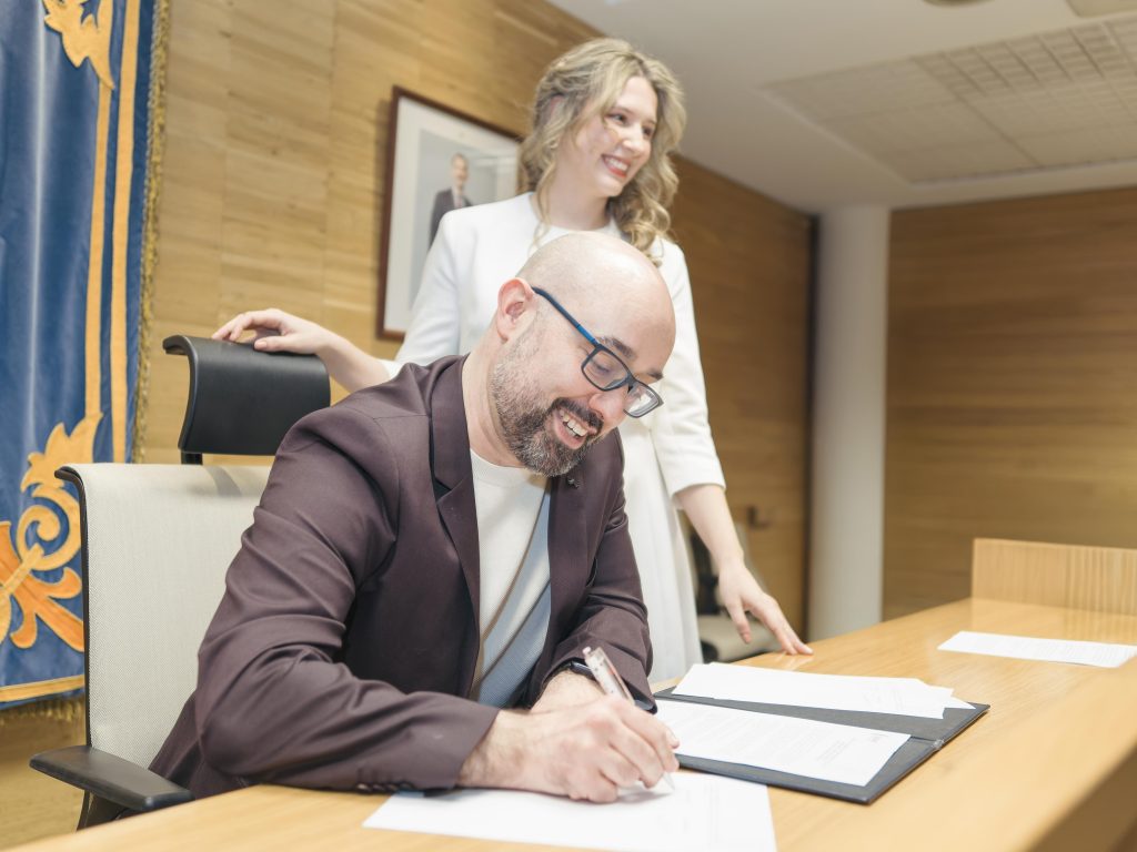 Boda en el Ayuntamiento de Getafe y Coctel en Si La Cosa Funciona Eventos - Getafe  - Fotógrafo de bodas por horas en Getafe